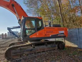 Koparko-ładowarka Doosan DX340LC-5